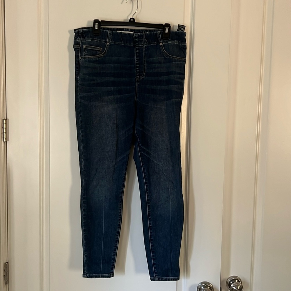 Ankle skinny pull on by Liverpool